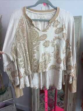 Free People Cream & Tan Paisley Raglan Pullover